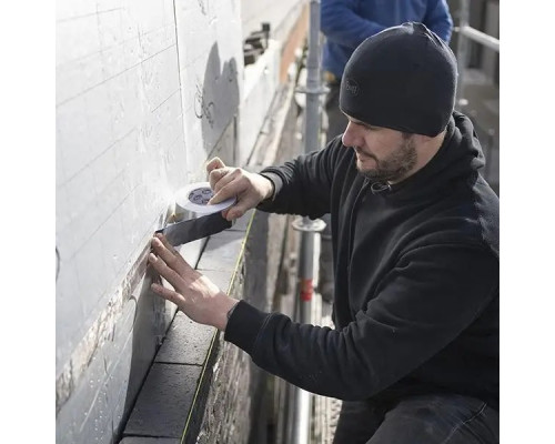 Металізована стрічка Silver Tape 50 мм × 25 м — надійне герметизування з професійним результатом Металізована стрічка Silver Tape 50 мм × 25 м — надійне герметизування з професійним результатом